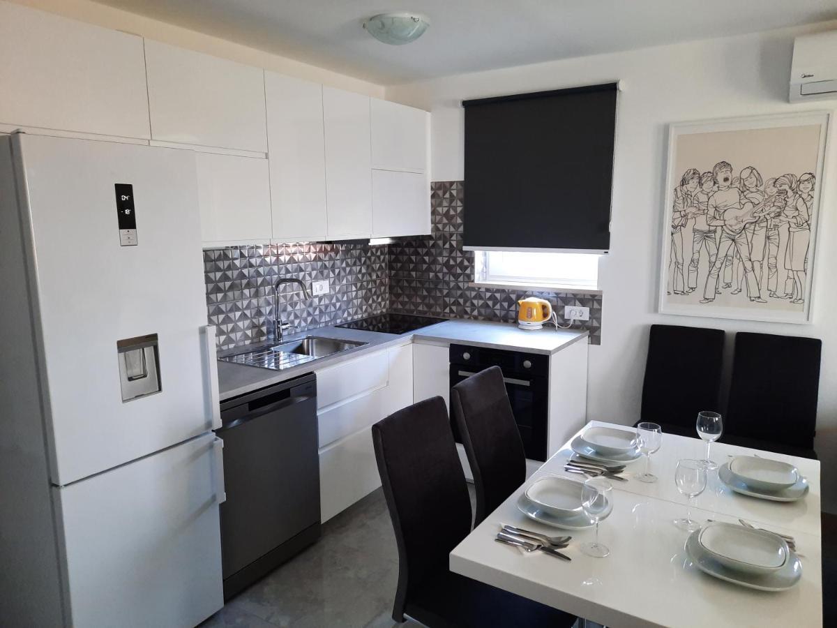 Apartmani Scripea Škrip Eksteriør bilde